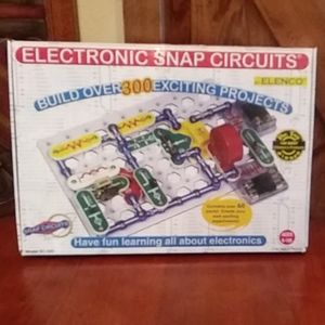 Electronic Snap Circuits